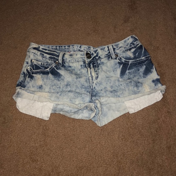 womens low rise denim shorts